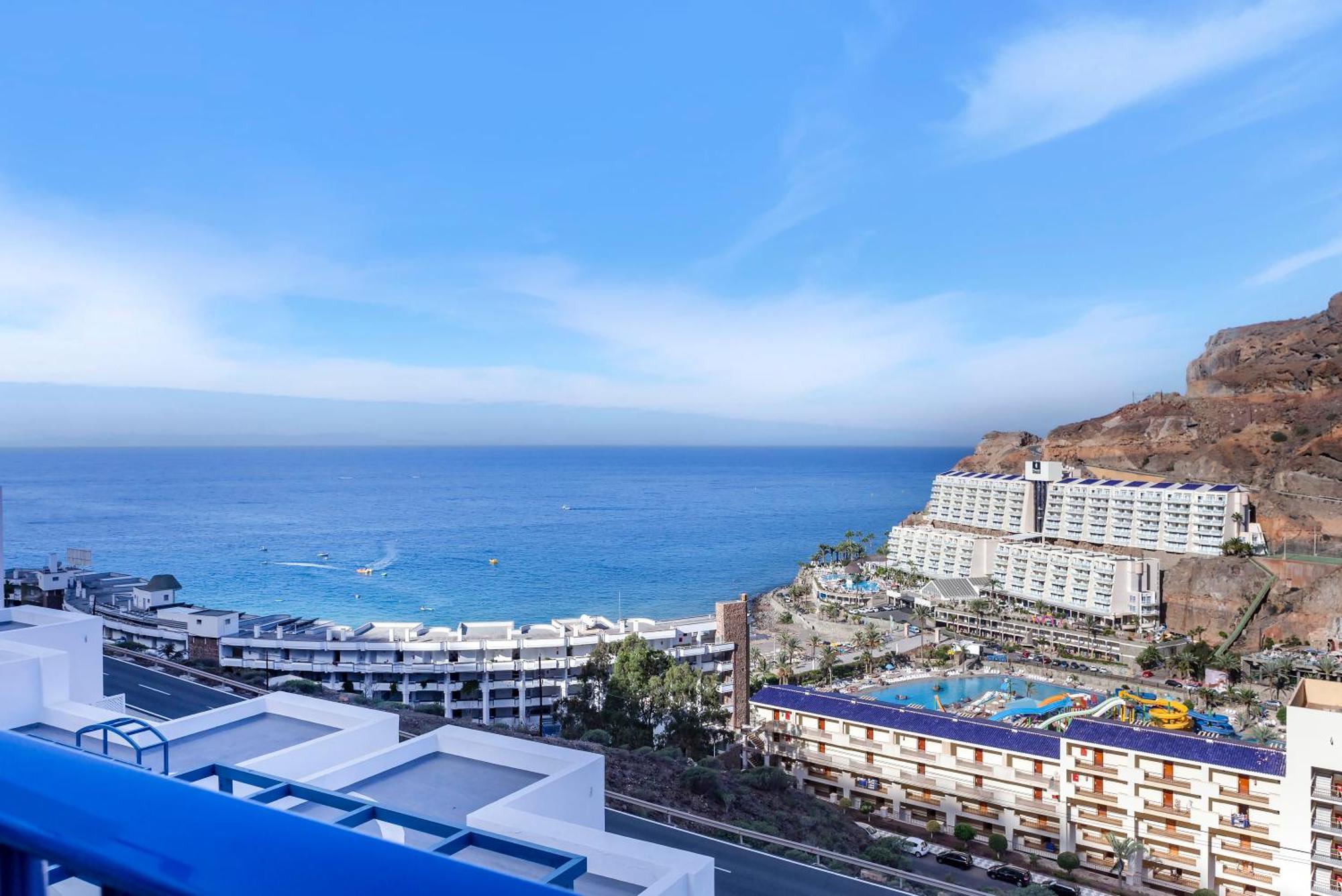 タウリト Club Cala Blancaアパートホテル エクステリア 写真